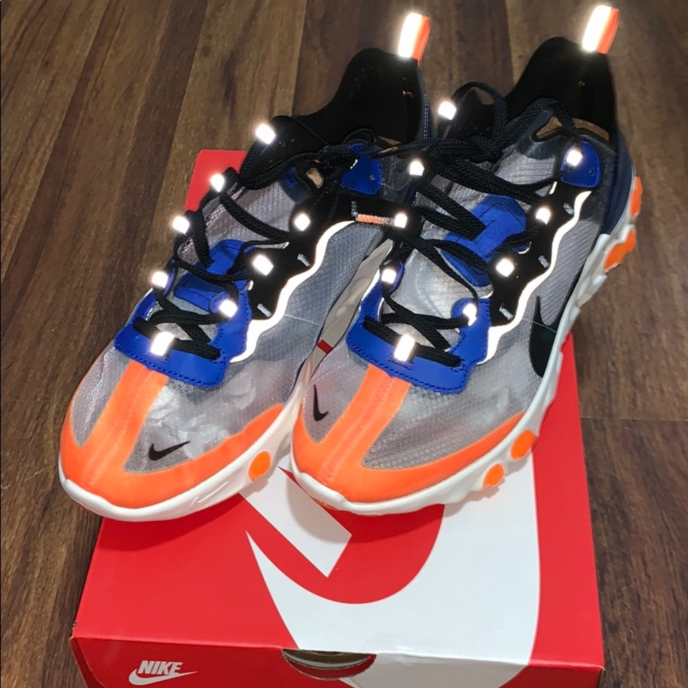 Men’s Nike sneakers